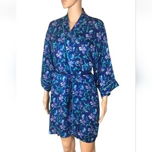 Vintage Tender Treasures 100% Silk Blue Floral Kimono Robe Luxury Pockets